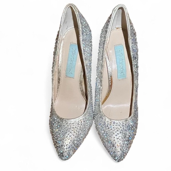 Betsey Johnson Cinderella sparkle heels size 6 - Picture 2 of 8